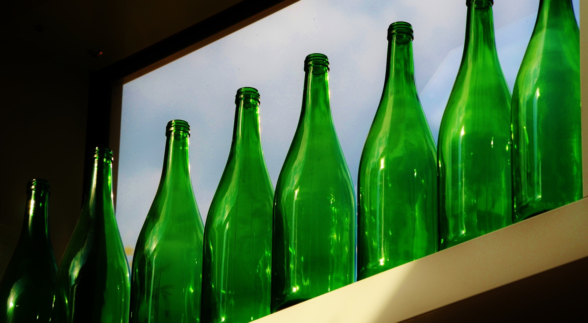 Pomysły na recykling – co można zrobić z butelki szklanej?